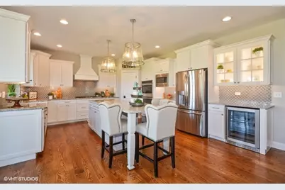 556 Quail Street, North Aurora, IL 60542 - Photo 5