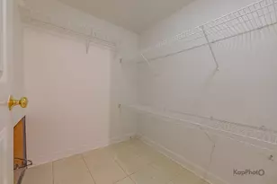 110 N Waterford Dr, Schaumburg, IL 60194 - Photo 27