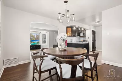 400 W 99th Place, Chicago, IL 60628 - Photo 9