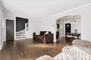 400 W 99th Pl, Chicago, IL 60628 - Photo 5