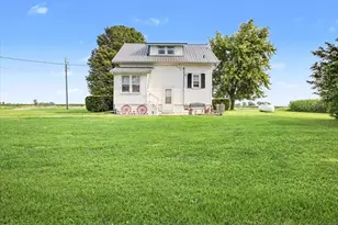 9898 E 1200 N Rd, Chenoa, IL 61726 - Photo 9