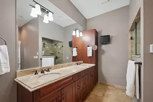 2401 N Janssen Ave, Chicago, IL 60614 - Photo 9