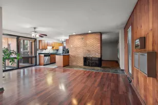 9317 S Kolmar Ave, Oak Lawn, IL 60453 - Photo 9