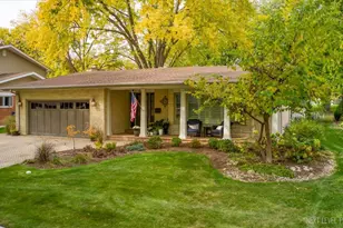 609 Bowling Green Ct, Naperville, IL 60563 - Photo 3