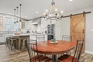 609 Bowling Green Ct, Naperville, IL 60563 - Photo 9