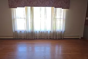 947 E 169th St, South Holland, IL 60473 - Photo 11