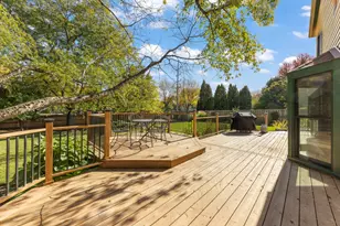 73 Venetian Way Cir, Wheaton, IL 60189 - Photo 29