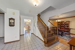 73 Venetian Way Cir, Wheaton, IL 60189 - Photo 13