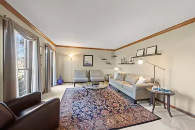 73 Venetian Way Circle, Wheaton, IL 60189 - Photo 9