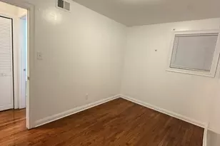 8401 S Scottsdale Ave, Chicago, IL 60652 - Photo 7