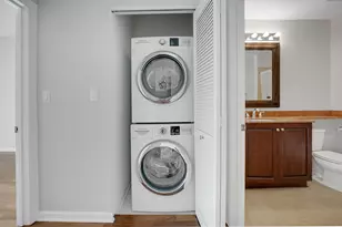 1201 S Prairie Ave, Chicago, IL 60605 - Photo 13