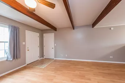 2009 Countryside Lane, Round Lake Beach, IL 60073 - Photo 5