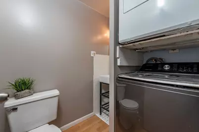 2009 Countryside Lane, Round Lake Beach, IL 60073 - Photo 13