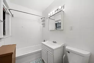 5256 W Wolfram Ave, Chicago, IL 60641 - Photo 11