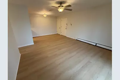 84 W Belvidere Road #203, Grayslake, IL 60030 - Photo 11