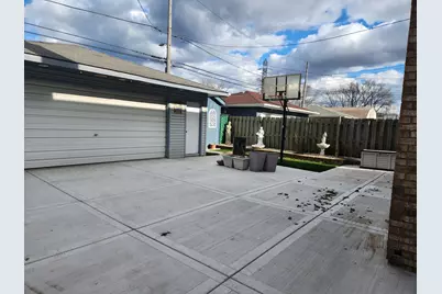 11723 S Avenue J, Chicago, IL 60617 - Photo 31