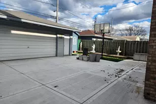 11723 S Ave J, Chicago, IL 60617 - Photo 31