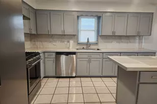 11723 S Ave J, Chicago, IL 60617 - Photo 11