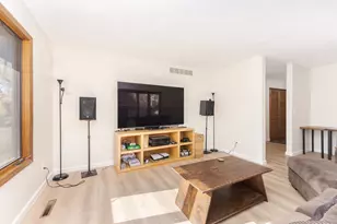 3312 N 1475 East Rd, Heyworth, IL 61745 - Photo 9