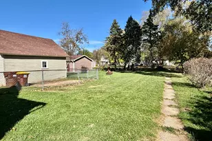 231 Bennett St, Belvidere, IL 61008 - Photo 23