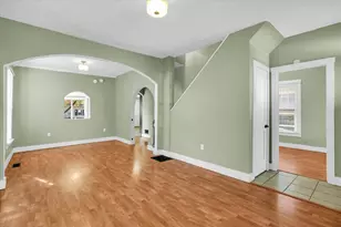 107 W Byron St, Sidney, IL 61877 - Photo 7