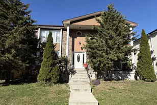 11162 S Columbus Dr, Worth, IL 60482 - Photo 1