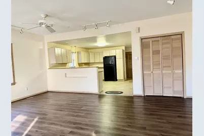 422 Chartres Street, Lasalle, IL 61301 - Photo 9