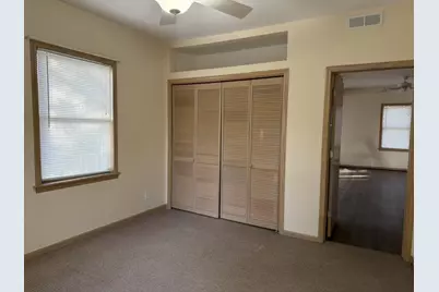 422 Chartres Street, Lasalle, IL 61301 - Photo 17