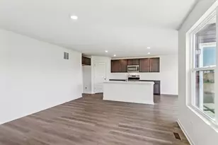 3705 Stockton Dr, Joliet, IL 60436 - Photo 5