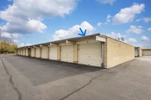 110 W Butterfield Rd, Elmhurst, IL 60126 - Photo 25