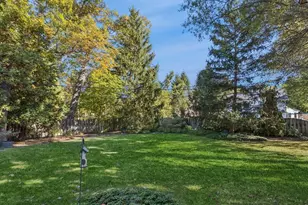 1473 Edgewood Rd, Lake Forest, IL 60045 - Photo 29