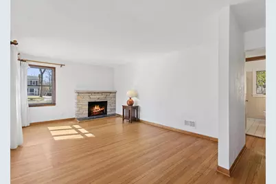 1473 Edgewood Road, Lake Forest, IL 60045 - Photo 5