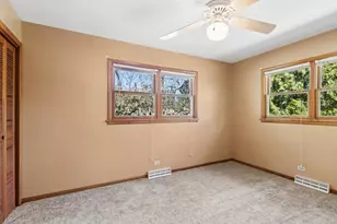 1473 Edgewood Rd, Lake Forest, IL 60045 - Photo 19