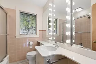 1473 Edgewood Rd, Lake Forest, IL 60045 - Photo 17