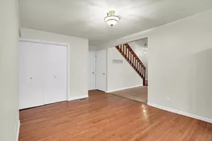 2711 Clayton Blvd, Champaign, IL 61822 - Photo 9