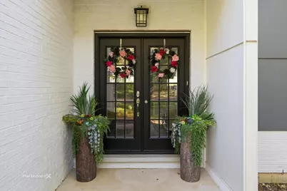 27W041 Walz Way, Wheaton, IL 60189 - Photo 13