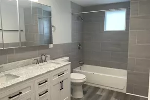 8200 S Harper St, Chicago, IL 60619 - Photo 19