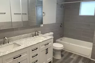 8200 S Harper St, Chicago, IL 60619 - Photo 17