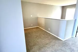 17716 W Horseshoe Ln, Gurnee, IL 60031 - Photo 11