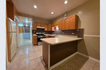 [Address not provided], Chicago, IL 60649 - Photo 7