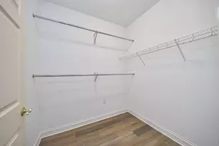 325 Delnor Glen Dr, Saint Charles, IL 60174 - Photo 13