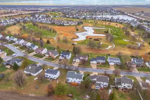 2006 Haverhill Cc Park, Normal, IL 61761 - Photo 3