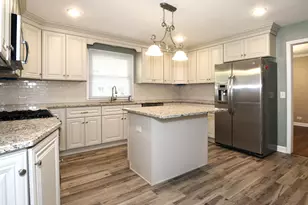 1222 E Kensington Rd, Arlington Heights, IL 60004 - Photo 7