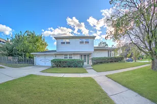 10001 S Komensky Ave, Oak Lawn, IL 60453 - Photo 3