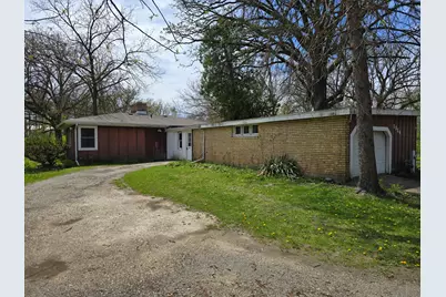 1316 S Fleming Road #A, Woodstock, IL 60098 - Photo 1