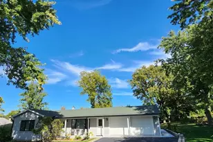 106 Mound St, Willow Springs, IL 60480 - Photo 1