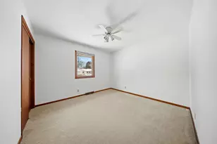 2010 Cimarron Dr, Freeport, IL 61032 - Photo 17