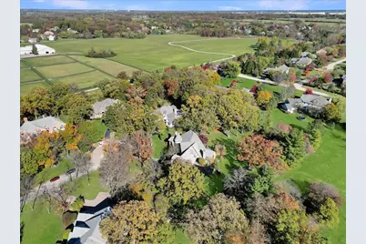 2041 Tremont Court, Libertyville, IL 60048 - Photo 51