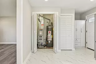 275 Blackhawk Dr, Park Forest, IL 60466 - Photo 17