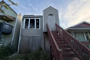 2139 W 50th Pl, Chicago, IL 60609 - Photo 1